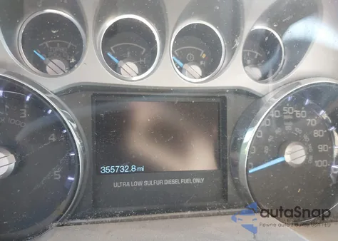 2011 Ford F-250 Lariat z USA, uszkodzony, nr VIN 1FT7W2BT3BEB53266